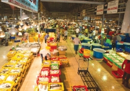 'Chuẩn hóa' chợ đầu mối: Bớt lo thực phẩm bẩn